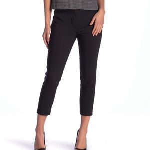 Amanda&Chelsea Ruffle Trim Pocket Cropped Pant 10